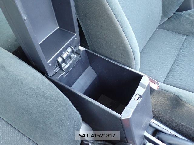 Toyota COROLLA AXIO 2019-06 358007-14