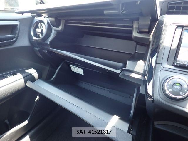 Toyota COROLLA AXIO 2019-06 358007-12