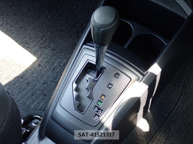 Toyota COROLLA AXIO 2019-06 358007-6