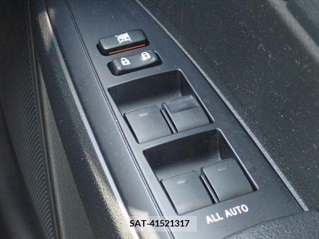 Toyota COROLLA AXIO 2019-06 358007-17