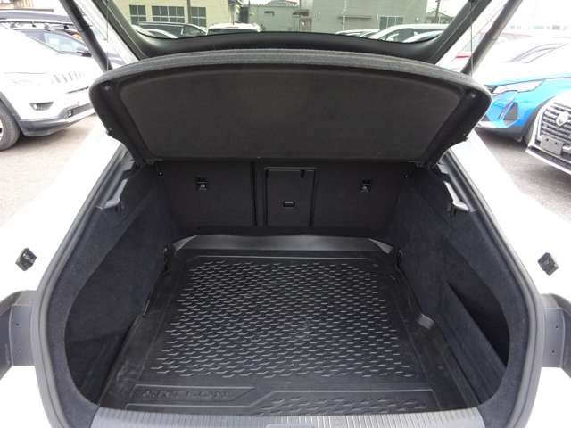 VolksWagen ARTEON 2017-11 181304-8
