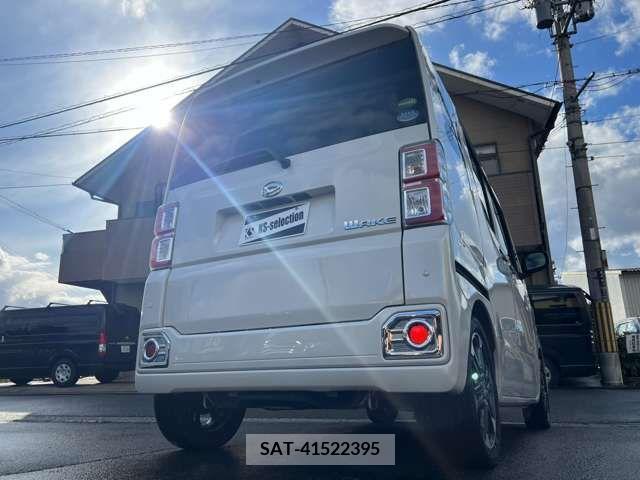 Daihatsu WAKE 2018-04 207157-6