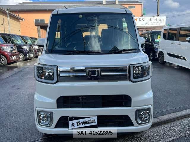 Daihatsu WAKE 2018-04 207157-7