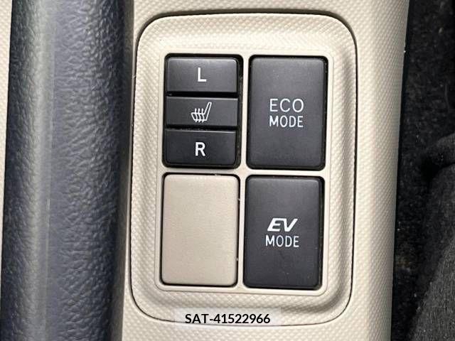 Toyota AQUA 2014-07 260642-6