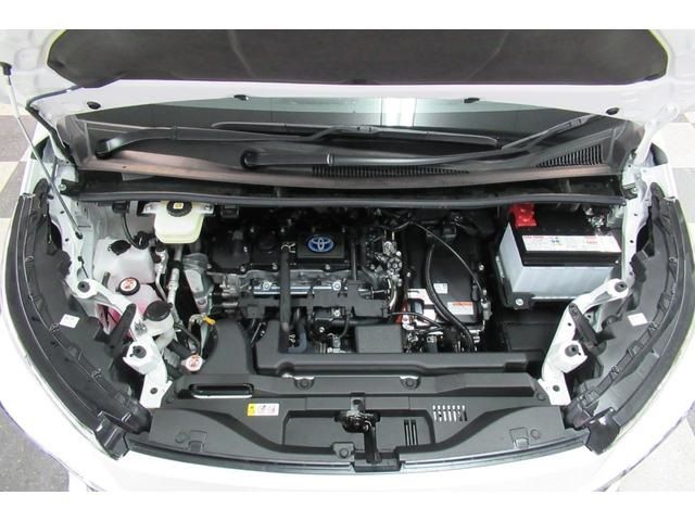 Toyota VOXY HYBRID 2022-06 28461-26