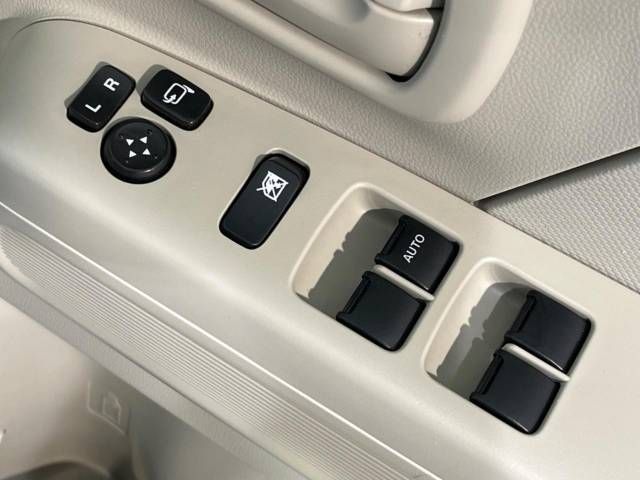 Suzuki WAGON R 2018-04 11966-7