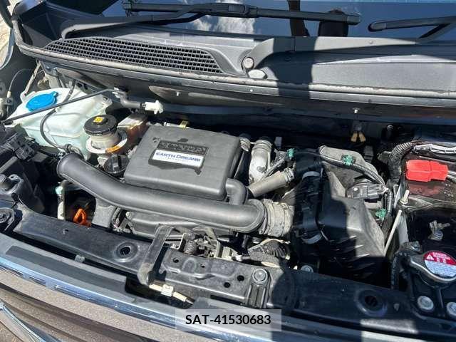 Honda N BOX 2017-12 278534-11