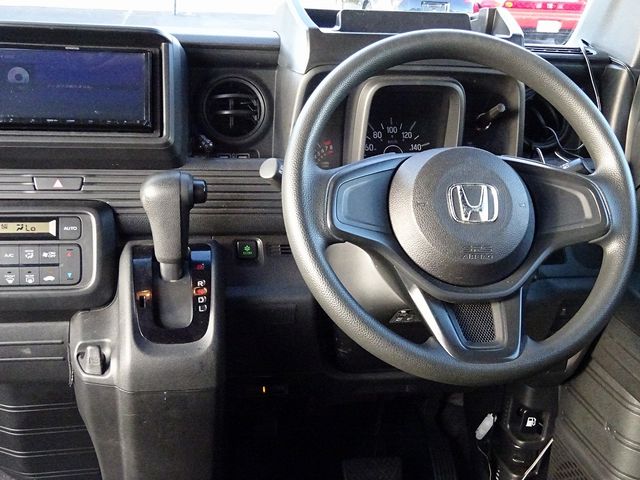 Honda N-VAN 2018-10 19906-14