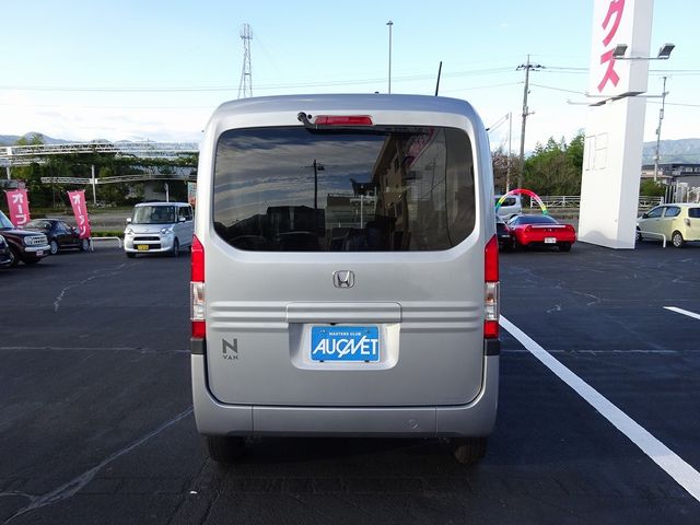 Honda N-VAN 2018-10 19906-4