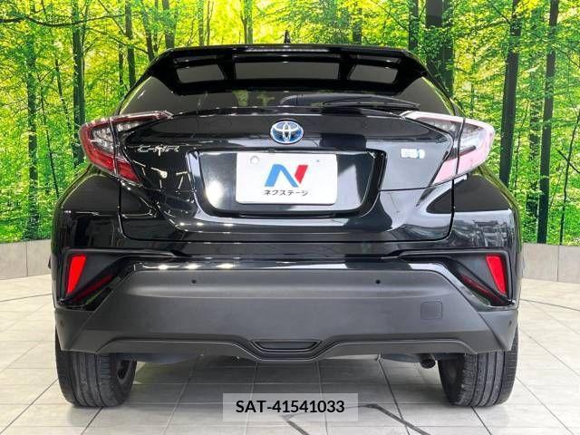 Toyota C-HR 2018-05 345321-15