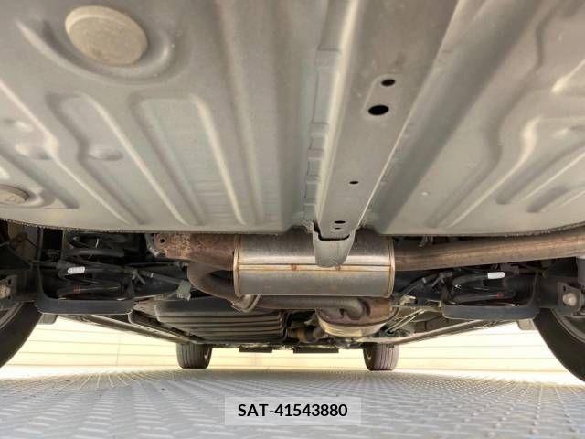 Toyota NOAH 2017-09 279477-19