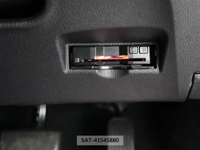 Toyota PRIUS 2022-05 322507-4