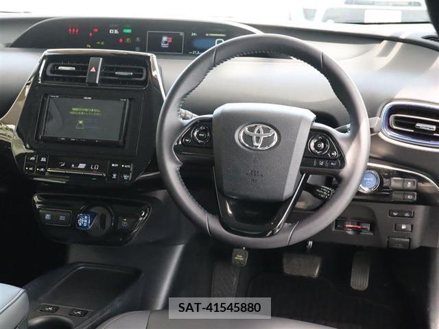 Toyota PRIUS 2022-05 322507-1