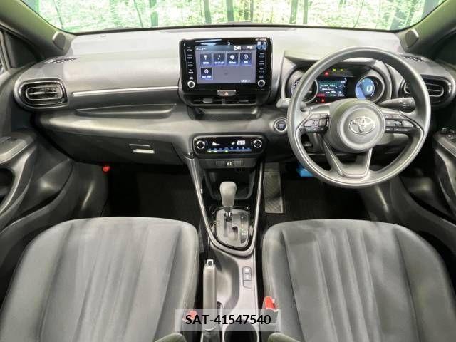 Toyota YARIS 2023-06 395350-1