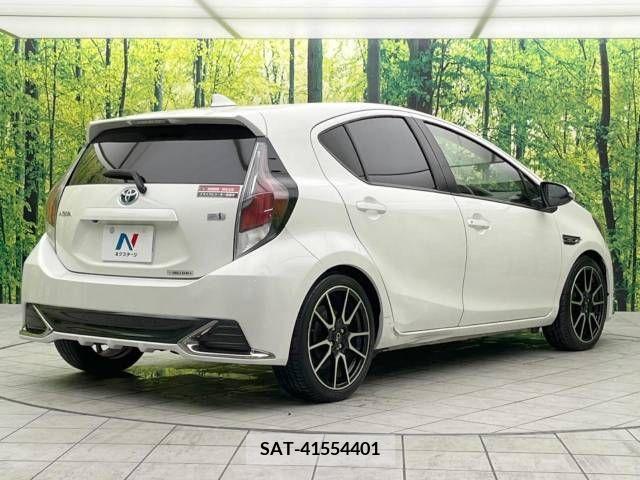 Toyota AQUA 2015-10 260541-17