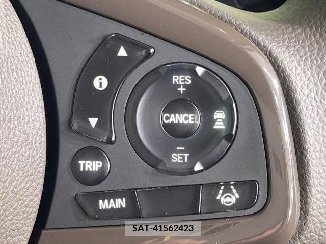 Honda N BOX 2023-03 278804-4