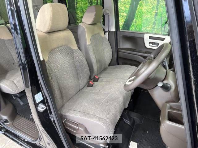 Honda N BOX 2023-03 278804-8