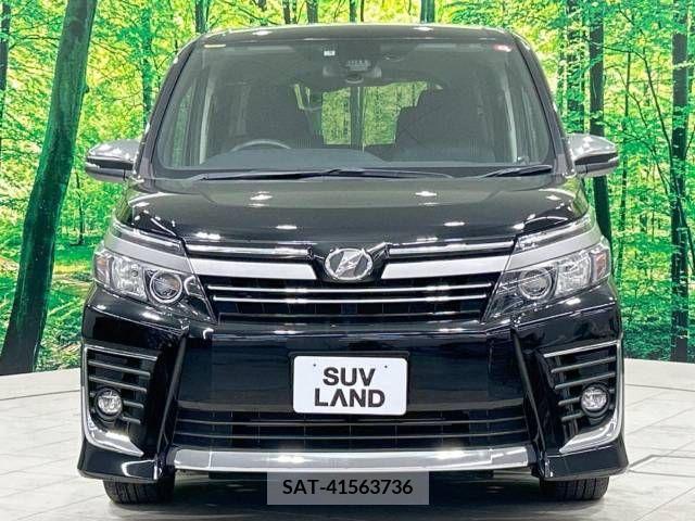 Toyota VOXY 2017-05 289041-14