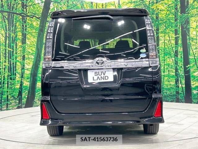 Toyota VOXY 2017-05 289041-15