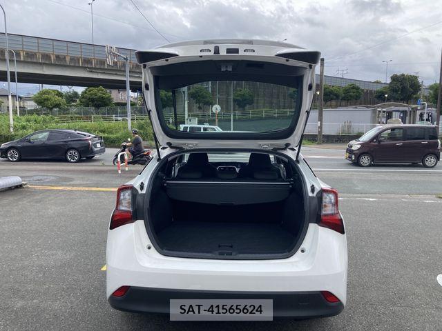 Toyota PRIUS 2019-05 375470-7