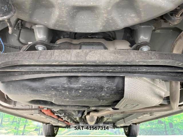 Toyota AQUA 2022-10 225085-19