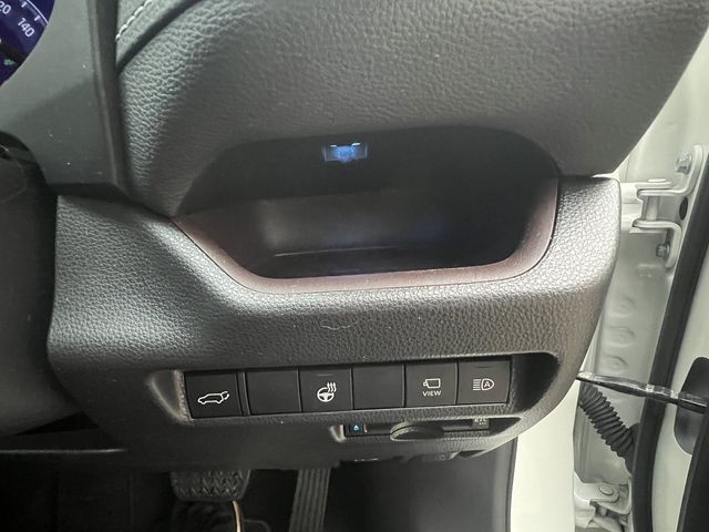 Toyota RAV4 2021-06 193702-13