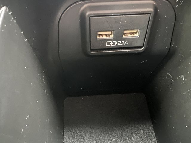 Toyota RAV4 2021-06 193702-18