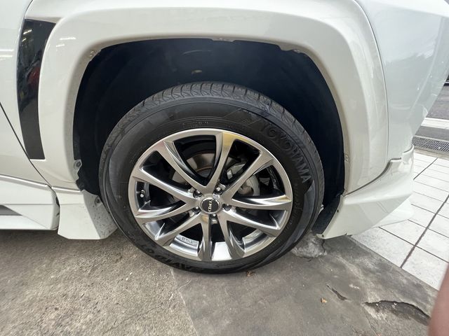 Toyota RAV4 2021-06 193702-27