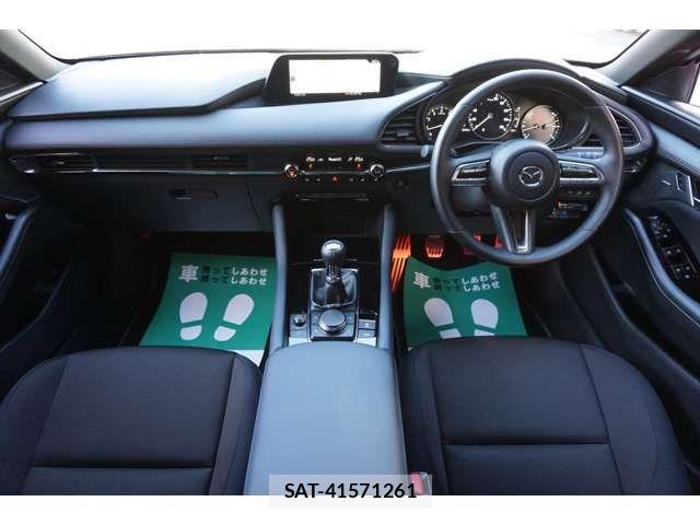 Mazda MAZDA3 2022-07 448087-2