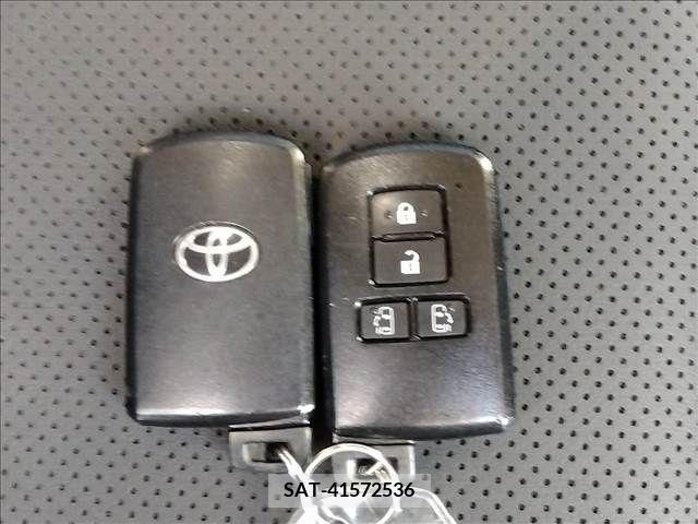 Toyota ESQUIRE 2015-02 268577-16