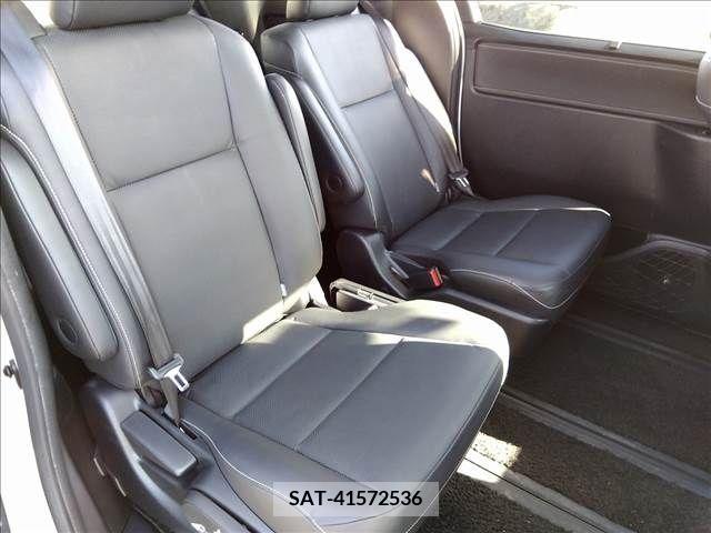 Toyota ESQUIRE 2015-02 268577-7