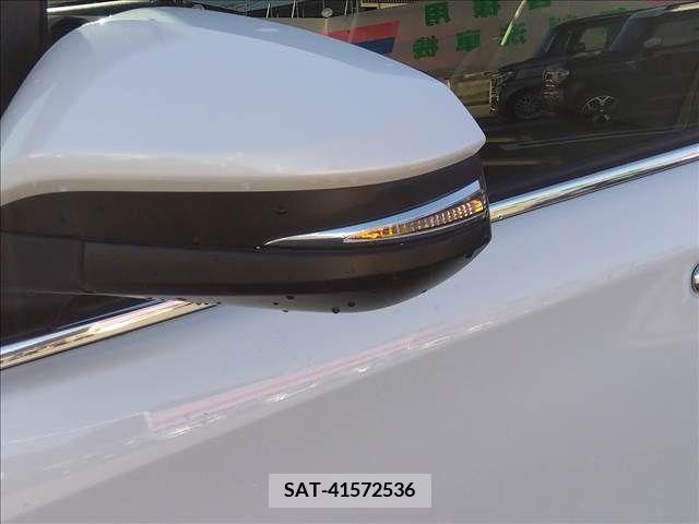 Toyota ESQUIRE 2015-02 268577-5