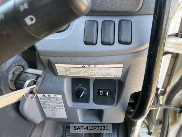 Mitsubishi CANTER 2014-08 357539-7