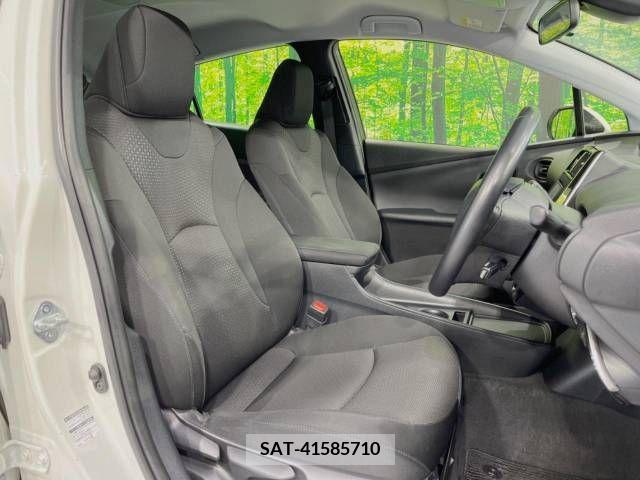 Toyota PRIUS 2019-06 366385-8