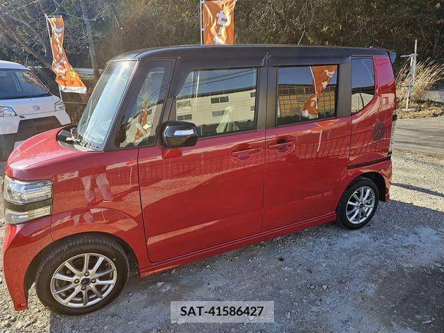 Honda N BOX CUSTOM 2016-12 306686-1