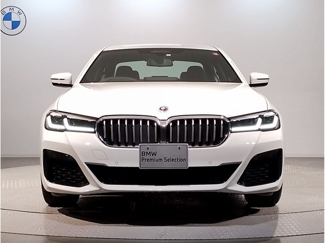 Bmw 5 SERIES 2023-01 12786-7