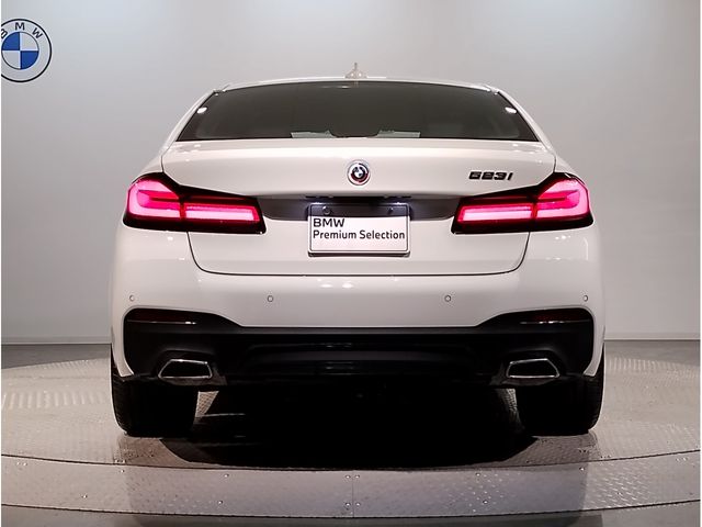Bmw 5 SERIES 2023-01 12786-3