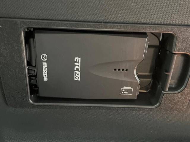 Mazda CX-8 2018-09 17426-7