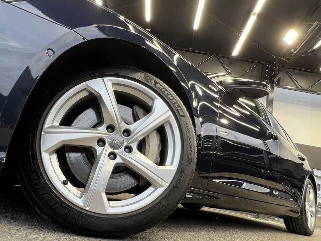 Audi A6 2019-03 22364-18