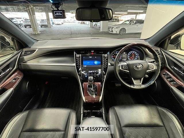 Toyota HARRIER 2014-01 321752-1