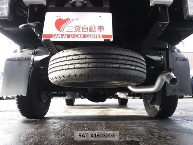 Mazda TITAN 2019-02 203094-11