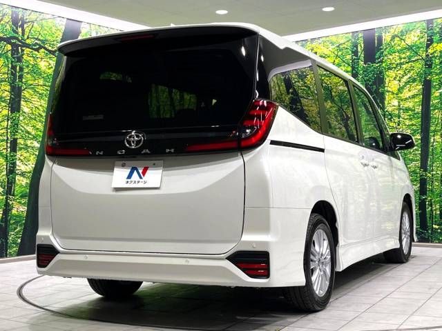 Toyota NOAH 2023-06 195147-17