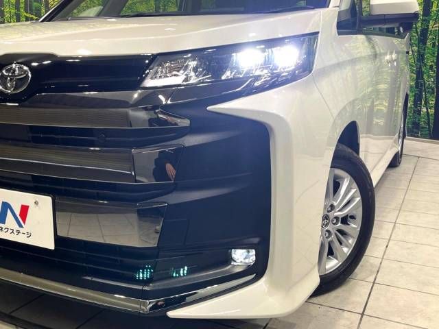 Toyota NOAH 2023-06 195147-12