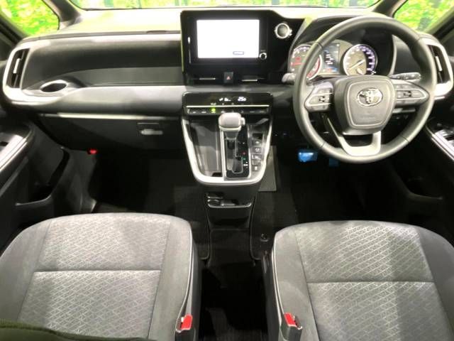 Toyota NOAH 2023-06 195147-1