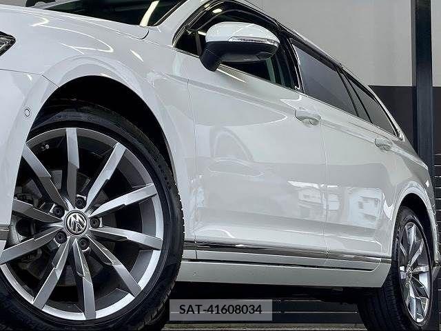 VolksWagen PASSAT VARIANT 2018-02 320216-17