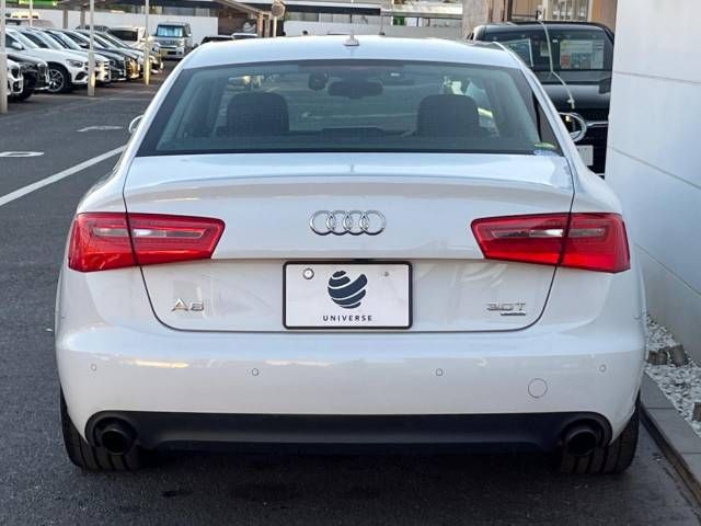 Audi A6 2013-01 14814-16