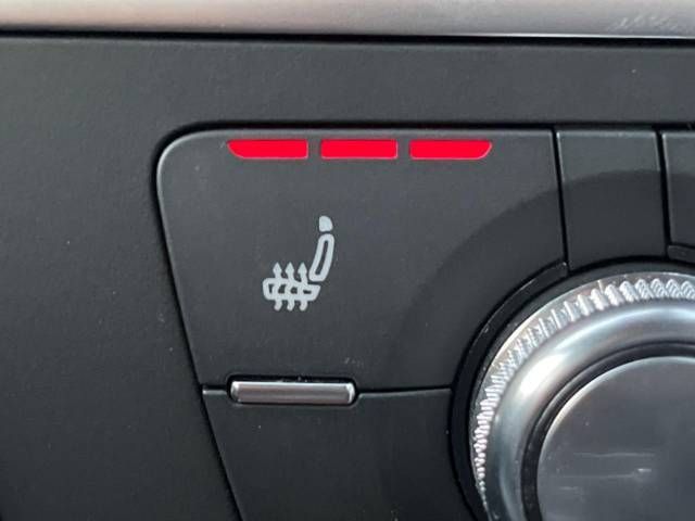Audi A6 2013-01 14814-6