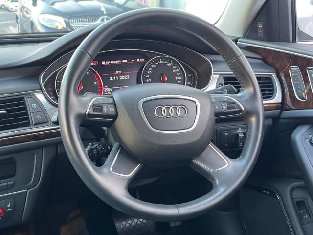 Audi A6 2013-01 14814-10