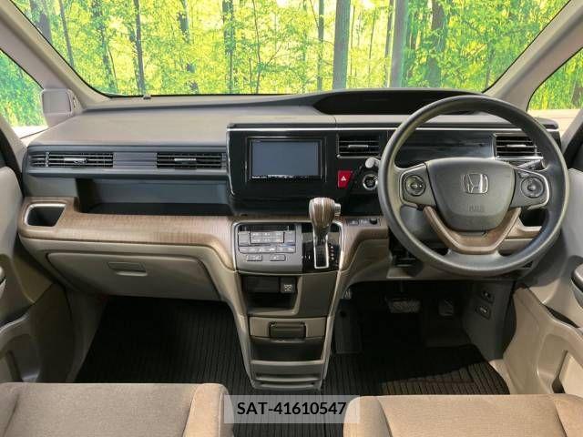 Honda STEP WGN 2015-07 368758-1