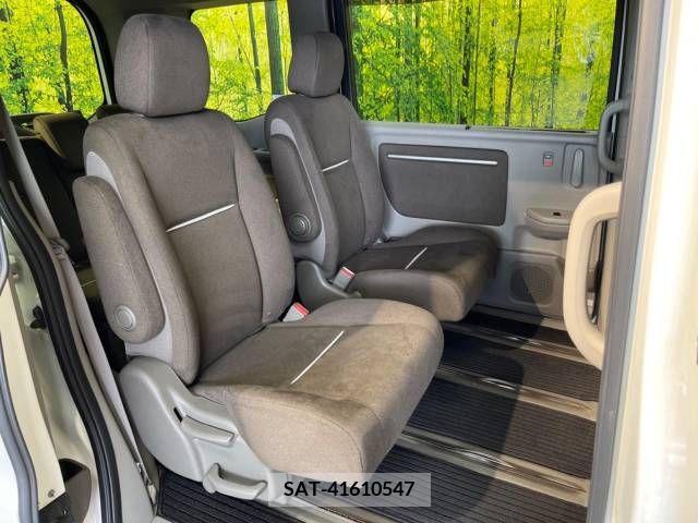 Honda STEP WGN 2015-07 368758-9